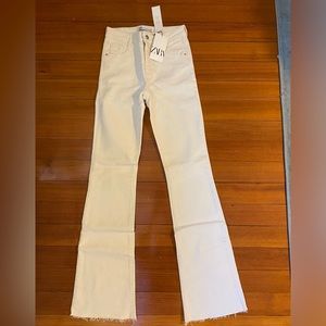 ZARA HIGH RISE FLARED JEANS CREAM (Z1975)